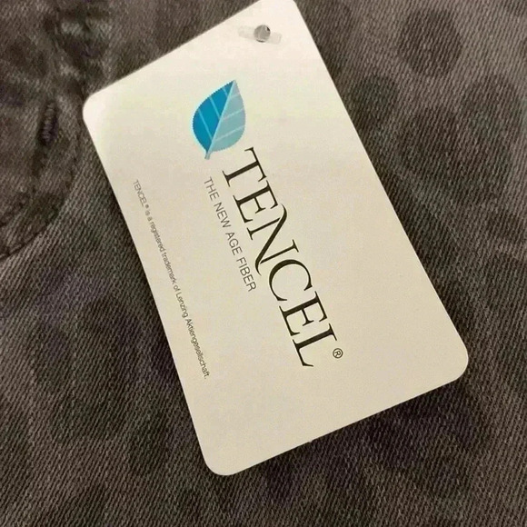 Level 99 Skirt. - Picture 4 of 9